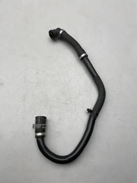 Bm5g-6a886-bb Ford 13-16 Escape 1.6l L4 Gas Engine Motor Crankcase Breather Vent Hose Oem