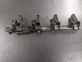 Cj5g9h487ba Ford Fuel Injector Rail From 2013 Escape 1.6