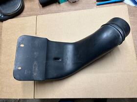 E9te-9e635-aa Ford E8te9n676cb 87-96 F150 - 5.0l 5.8l Air Filter Intake Tube Hose Inlet