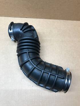 F0ee9r504ad Ford 1993 Escort 1.9l Oem Engine Air Cleaner Outlet Duct Intake Hose Tube Pipe