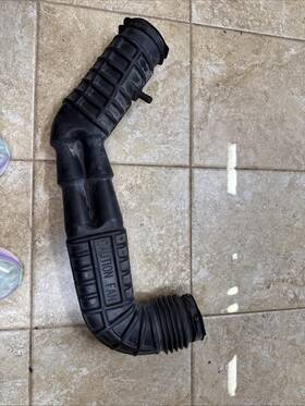 Ford F37e-9r504-fa 1992 1993 1994 Ranger V6 3.0l Air Intake Hose Tube Oem