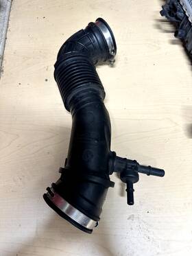 G2bz-9c623-a Ford Oem Engine Air Intake Hose