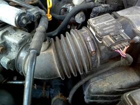 338.fd8c01 Ford Truck Escape 2001 Air Tube/resonator 146993