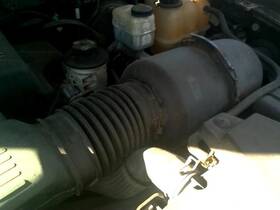 338.fd8e03 Ford Truck Expediton 2003 Air Tube/resonator 152569
