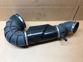 4c24-9f805-cc Ford Yc2z-9b659-aa 2004 Econoline E-150 4.6l Air Cleaner Outlet Duct Intake Hose
