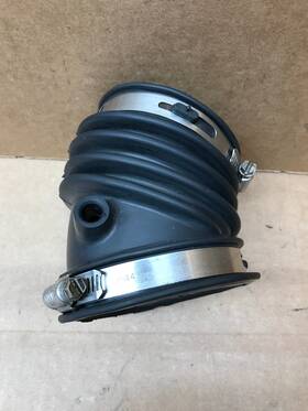 15824022 General Motors 2008 Chevrolet Impala Ss 5.3 Engine Air Cleaner Outlet Duct Intake Hose