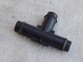 17085930 General Motors Line T Fitting Purge Valve Emissions Air Charcoal Canister 1985 C4 Corvette