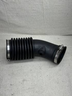 22634593-bel General Motors 2003 Saturn Ion Air Cleaner Outlet Duct Intake Hose Tube