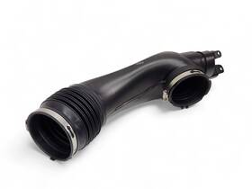 84373674 General Motors 2022-2025 Cadillac Ct5v Blackwing Air Cleaner Outlet Duct Oem Gm