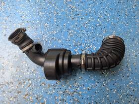 84535593 General Motors Gm Outlet Duct Canyon Chevy Colorado Air Intake Oem 2.8l Duramax