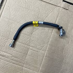 92164421 General Motors 2004-2006 Pontiac Gto Fuel Rail Intake Hose Line Injection Feed