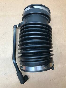 10356581 Gm 2008 Buick Lucerne 3.8l Oem Engine Air Cleaner Outlet Duct Intake Hose Pcv Tube