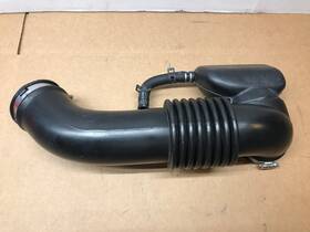 22663104 Gm 2006 Chevrolet Malibu 2.2l Oem Engine Air Cleaner Outlet Duct Intake Hose Tube