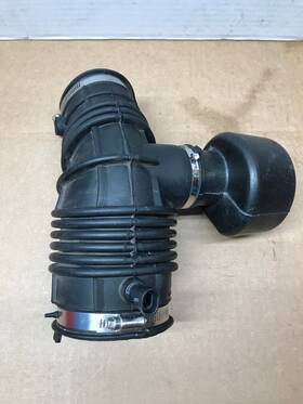 25147230 Gm 1995 Buick Regal 3.1l Oem Engine Air Cleaner Outlet Duct Intake Hose Tube Pipe