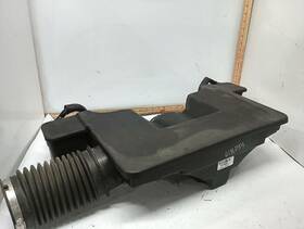 Gm 338.gm8d18 2014-2020 Pickup / Suv 5.3l 6.2l Intake Air Tube With Resonator 22738661