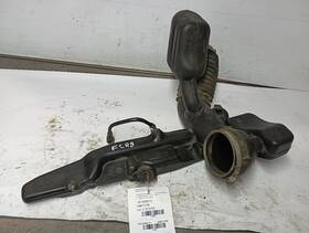 338.gm8x13 Gm Air Tube/resonator Tube From 2013 Chevrolet Silverado1500 5.3l 12358100