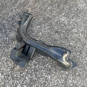 84953952 Gm 2021-2023 Buick Envision Genuine Intake Air Duct