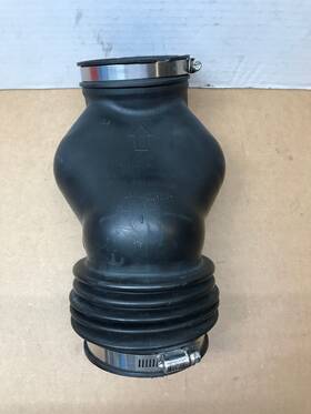 P547682 Gm 2004 Gmc Savana 4.8l Engine Air Cleaner Outlet Duct Intake Hose Pipe Tube
