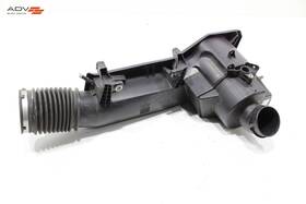 86570372 Gmc Sierra 1500 Limited 2.7l Engine Air Cleaner Intake Outlet Duct Oem 2019-2024