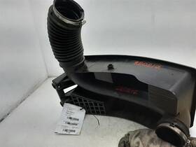 Gmc Truck 338.gm9h13 2013 Terrain Air Tube/resonator Hose Oem Unit 2.4l 4cyl