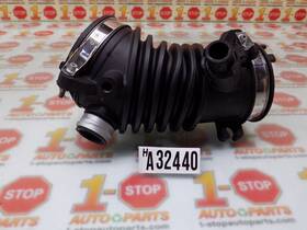 17226-51b-h00 Honda 2016-2022 Hr-v 1.8l Air Duct Tube Hose Assembly Oem