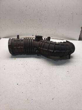 338.ho1i93 Honda Accord 1993 Air Tube/resonator 1465211