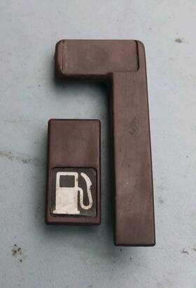 74411-sm1-a00 Honda 90-93 Accord Fuel Lid Gas Door Trunk Opener Release Pull Tabs Red Both Used Oem