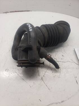 338.hy1n08 Hyundai Accent 2008 Air Tube/resonator 1082415
