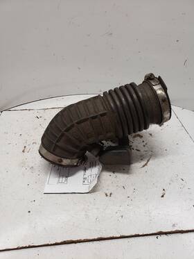 338.in1q13 Infiniti M37 2013 Air Tube/resonator 1386762