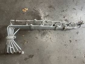 International 313047210241 Dt 466 Fuel Line Set Robert Bosch Used
