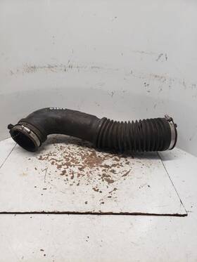 338.am8306 Jeep Liberty 2006 Air Tube/resonator 1395948
