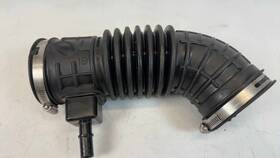 Jeep 68285592ae 2019-2022 Cherokee 3.2l Air Intake Hose Tube Oem