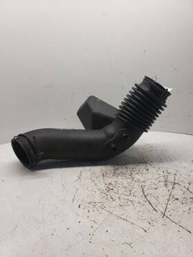 281301m500 Kia Forte 2010 Air Tube/resonator 1084353