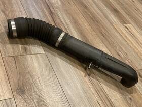 596159 Land Rover Series 2a /3 Air Intake Tube And Elbow To Carb - 24v Ffr