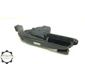 17750-25020 Lexus 2019-2025 Es300h 2.5l Engine Air Cleaner Intake Duct Tube Oem