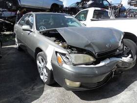 338.le1h98 Lexus Es300 1998 Air Tube/resonator 1416992