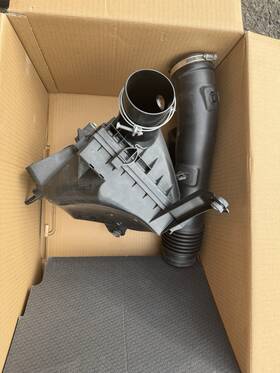 338.le1u15 Lexus 2015 Rc350 F-sport 3.5l Air Cleaner Resonator Tube