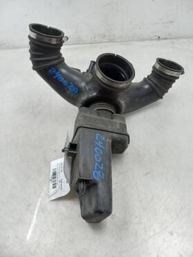 338.le1y08 Lexus 2008 Ls600hl Lwb 5.0l Air Cleaner Resonator Tube