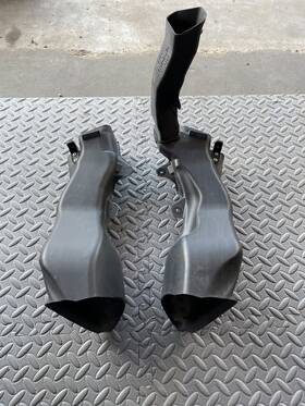 53285-53050 Lexus 11-13 Is250 Is350 Bumper Air Intake Duct Lower Set Left Right Oem Used