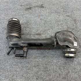 K2g39r530ae Lincoln 2019-2023 Nautilus 2.0l Air Intake Inlet Pipe Tube Oem
