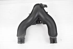 0281006028 Maserati 14-17 Ghibli S Turbo Air Inlet Intake Duct Tube Hose Assembly With Sensor