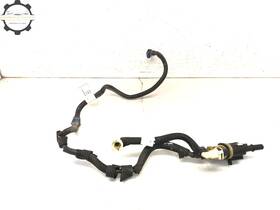 06700331330 Maserati 2017-2024 Levante 3.0l Fuel Vapor Solenoid Valve With Hose Line Oem