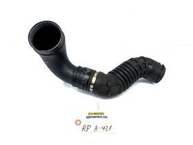 670003846 Maserati 2014-2020 Quattroporte Right Pass Front Air Cleaner Intake Pipe Oem