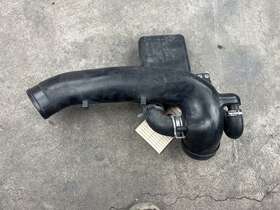 920-b5-a-2 Mazda 1990-1993 Miata Oem Air Intake Crossover Tube Resonator Box Na 1.6l 90-93