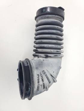 Py8w13221 Mazda 16-23 Cx-9 Cx9 2.5l Air Cleaner Intake Inlet Duct Hose Tube Pipe Oem