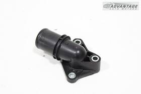 Pyfb-15-19xa Mazda 2020-2023 Cx-30 Engine Radiator Coolant Water Outlet Pipe Connector Oem