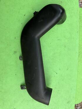 1041412204 Mercedes-benz 1995 95 W124 E320 Suction Pipe Air Intake Tube Oem