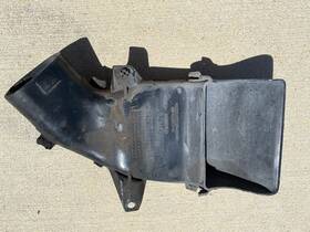 1170940911 Mercedes-benz Air Intake Duct W126 560sec 560sel Left Amg