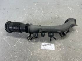 11857 Mercedes-benz 2020-2024 Cla 250 Intercooler Air Inlet Hose Tube Oem