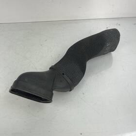 2720900982 Mercedes-benz 2007 08- 2011 W221 S550 Cl550 Air Intake Duct Pipe Hose Left Driver Oem